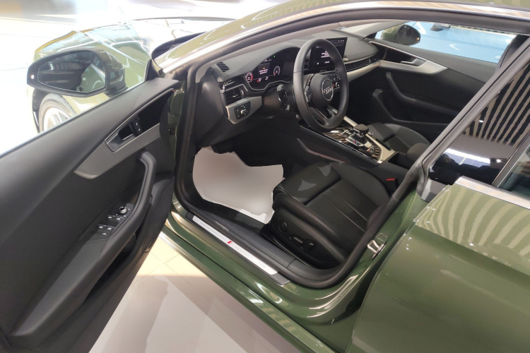 奥迪A5 2024款 Sportback 40 TFSI 时尚动感型中控内饰20