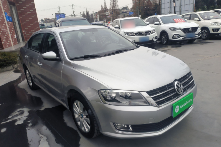 大众 朗逸 2013款 改款经典 1.6L 自动舒适版车身外观6002