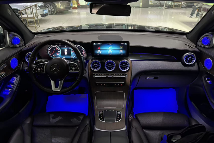 奔驰GLC 2020款 GLC 300 L 4MATIC 豪华型中控内饰12