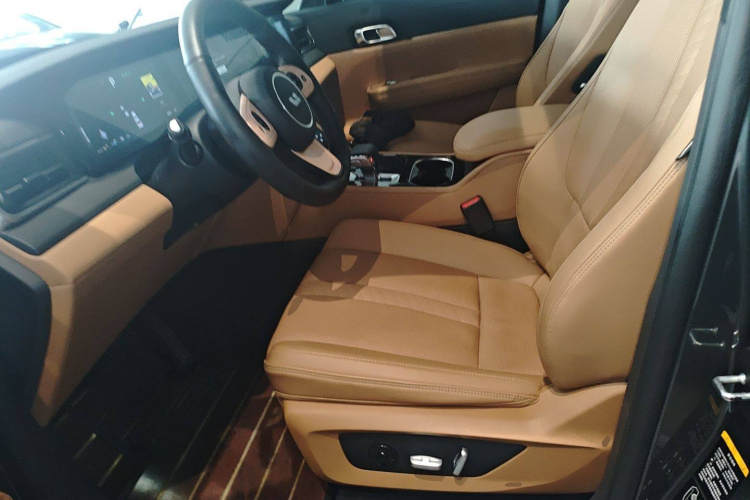 理想汽车 理想ONE 2020款 增程6座版局部细节19