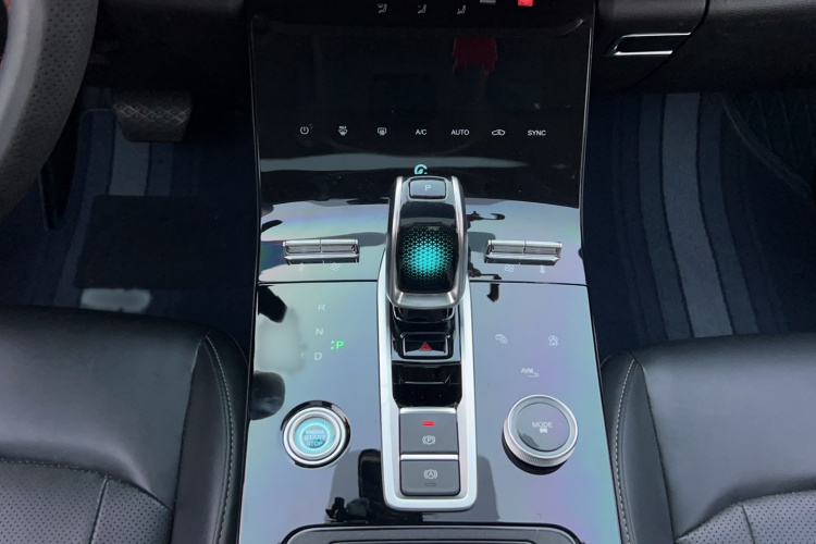 奇瑞 瑞虎8 PLUS 2022款 鲲鹏版 390TGDI DCT豪情版+中控内饰7009