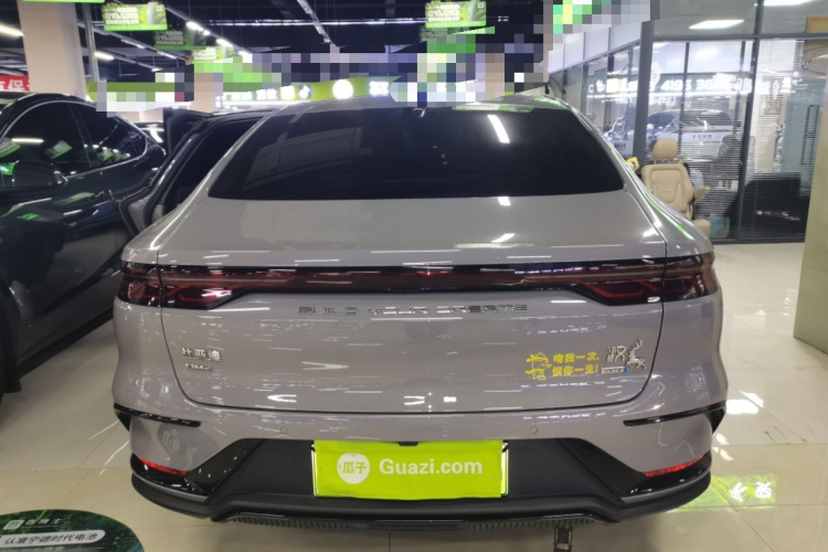 比亚迪 汉 2025款 DM-i 智驾版 125KM尊贵型车身外观6004