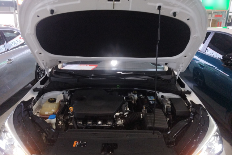 荣威i5 2023款 1.5L CVT尊荣版局部细节24