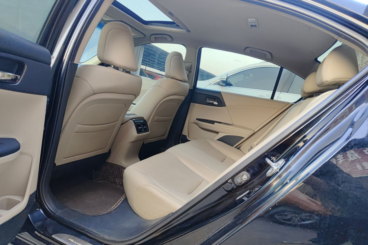 本田 雅阁 2014款 2.0L EX 豪华版中控内饰21