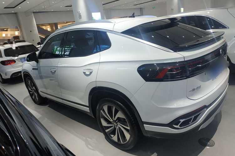 大众 探岳X 2023款 330TSI 两驱尊贵高能版车身外观4