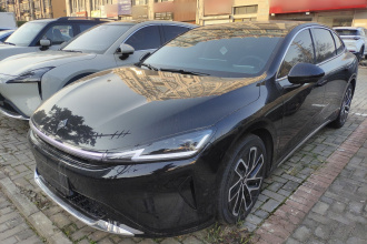 宝骏享境 2025款 插混 140km豪华版