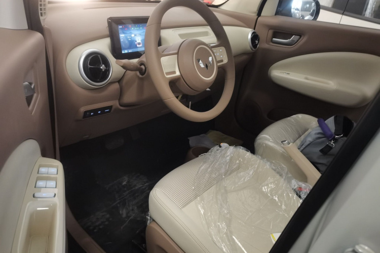 五菱汽车 宏光MINIEV 2025款 四门版 进阶款中控内饰20