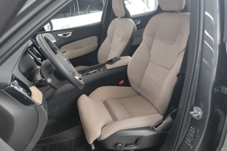 沃尔沃XC60 2026款 B5 四驱智远运动版局部细节19