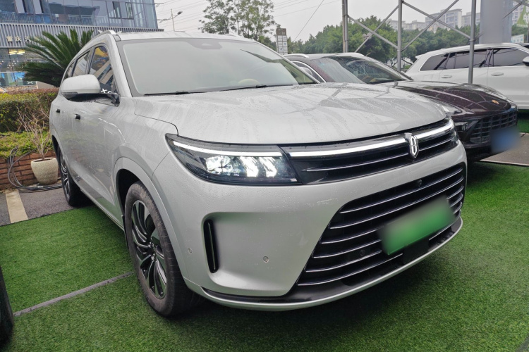 鸿蒙智行 问界M7 2024款 1.5T 后驱Plus版 5座车身外观3