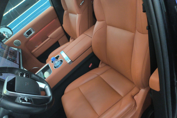 理想汽车 理想L7 2023款 Air中控内饰19