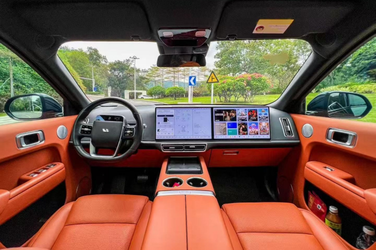 理想汽车 理想L9 2022款 Max中控内饰7001