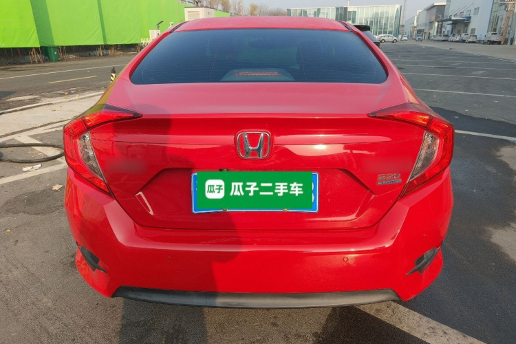 本田 思域 2016款 220TURBO CVT豪华版车身外观6