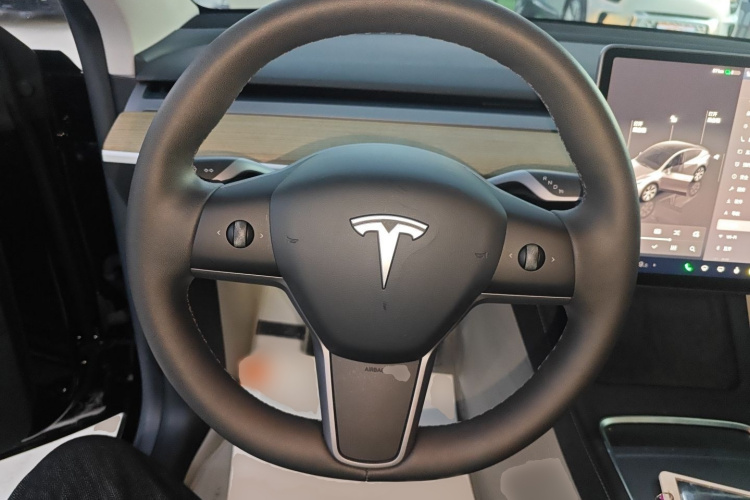 特斯拉 Model Y 2022款 后轮驱动版局部细节13