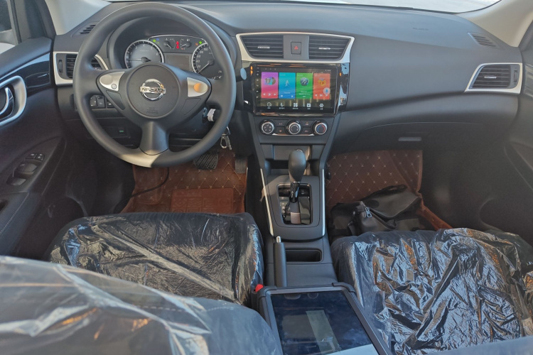 日产 轩逸 2024款 改款二 经典 1.6XL CVT豪华版中控内饰7002