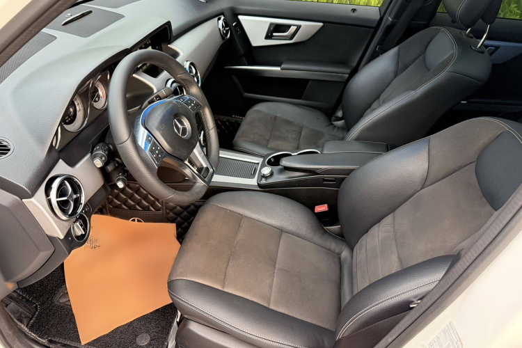 奔驰GLK级 2015款 GLK 260 4MATIC 动感型 极致版中控内饰7002