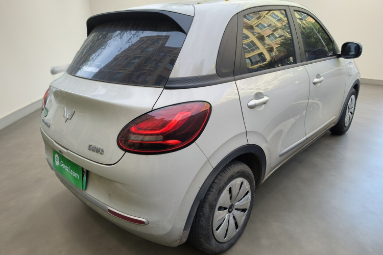 五菱汽车 五菱缤果 2023款 203km 轻享款车身外观7