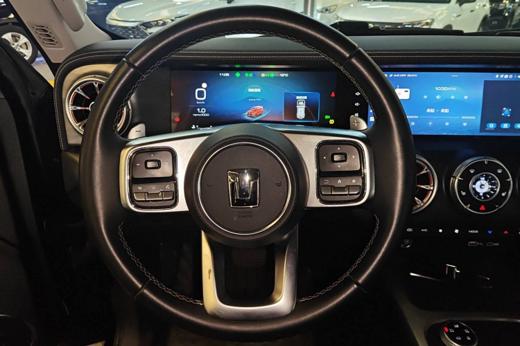 坦克300 2024款 2.0T 挑战者中控内饰13