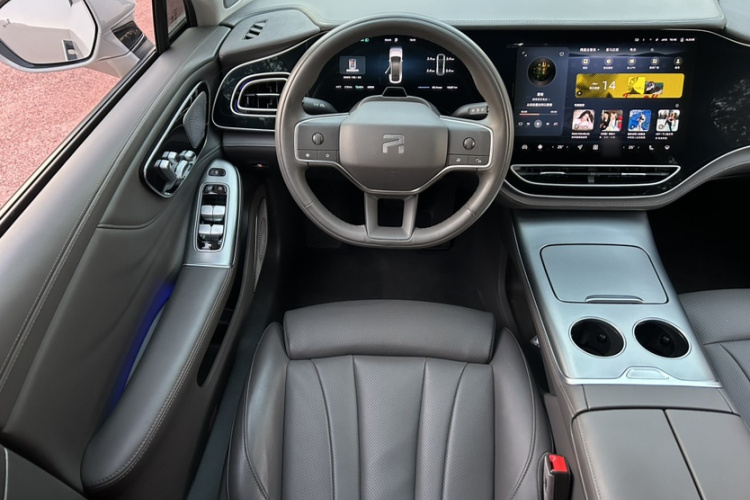 飞凡汽车 飞凡F7 2023款 改款 性能Pro版中控内饰7010