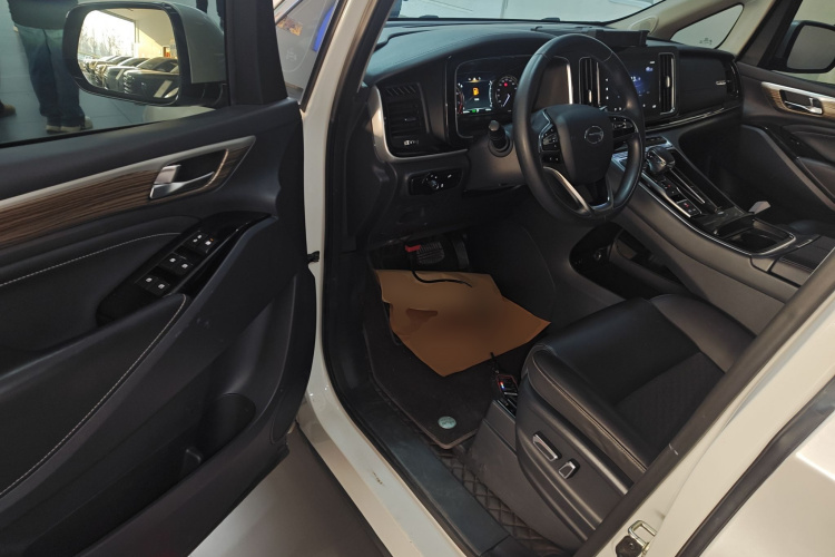 广汽传祺 传祺M8 2023款 领秀系列 390T 豪华版中控内饰20