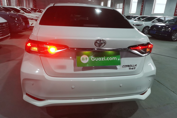 丰田 卡罗拉 2021款 1.2T S-CVT精英PLUS版车身外观6