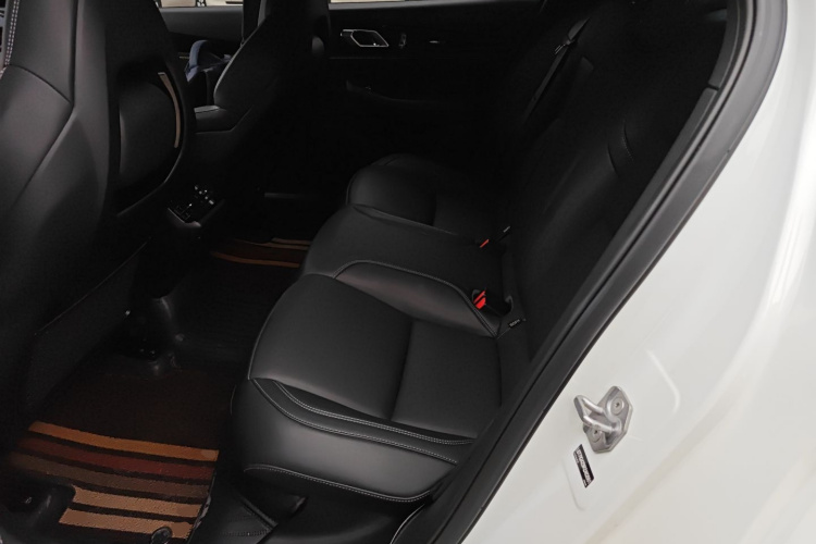 领克03 2023款 1.5TD DCT劲Plus中控内饰21