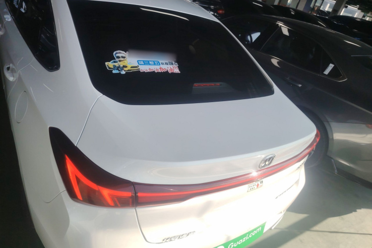 长安 逸动 2024款 PLUS 蓝鲸NE 1.4T GDI DCT高能版车身外观6004