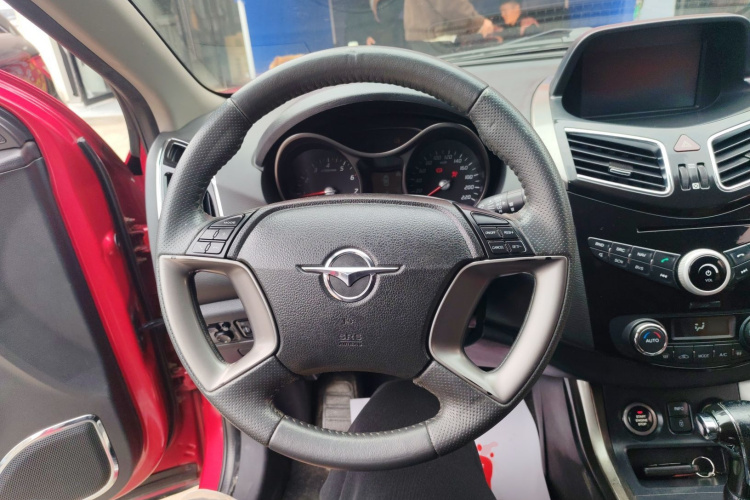 海马S5 2015款 1.5T CVT旗舰型中控内饰13