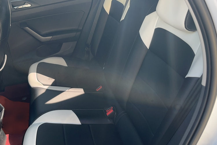大众 Polo 2023款 Plus 1.5L 自动全景乐享版中控内饰7001