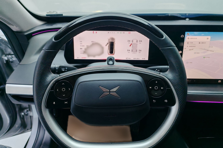 小鹏P7 2022款 670E+车身外观6009