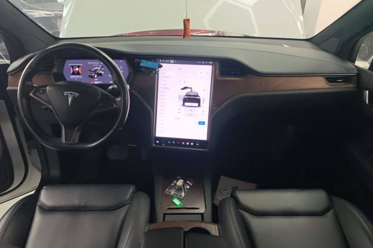 特斯拉 Model X 2019款 长续航版中控内饰12