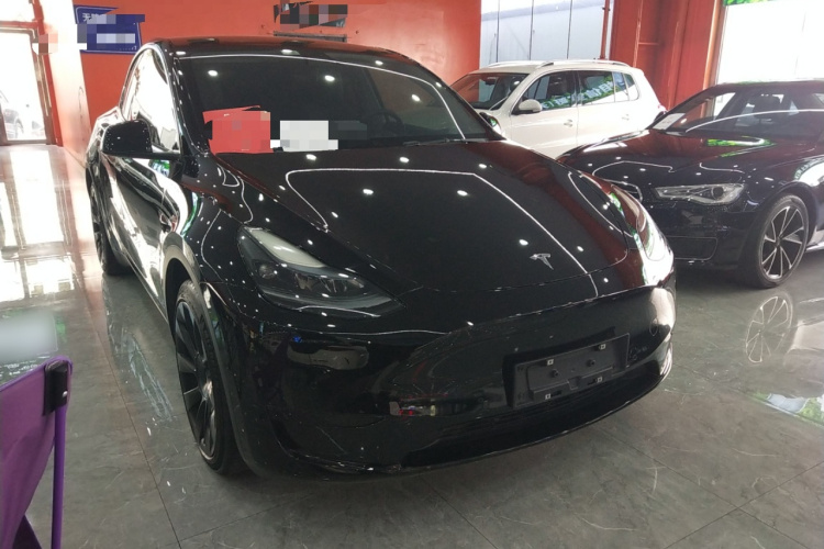 特斯拉 Model Y 2022款 改款 后轮驱动版车身外观3