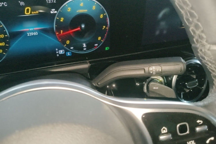 奔驰B级 2022款 改款 B 200 动感型局部细节18