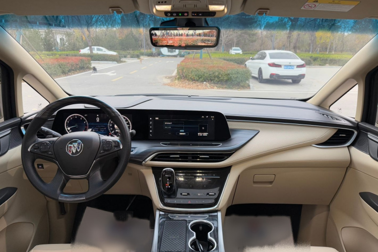 别克GL8 2022款 ES陆尊 653T 尊享型中控内饰7001