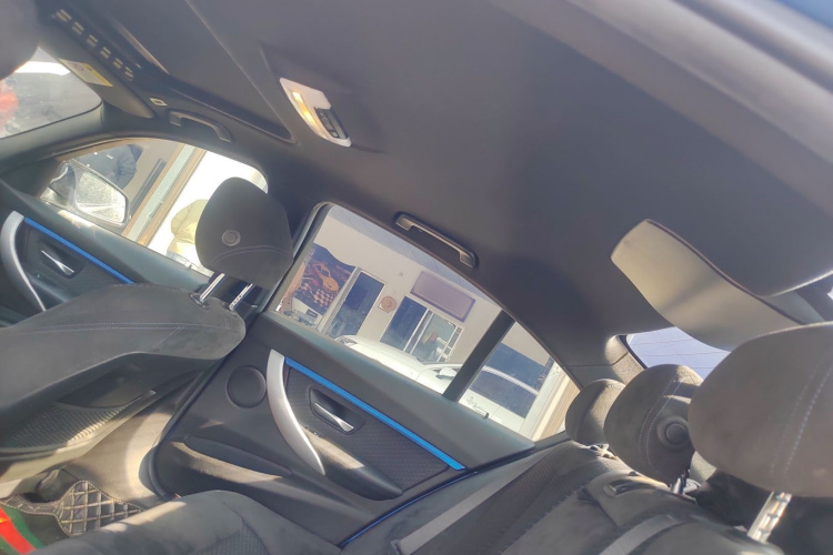 宝马3系 2018款 320i M运动套装局部细节22