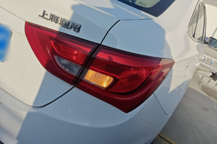 别克 英朗 2015款 15N 手动精英型车身外观6001