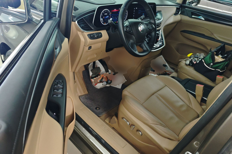 别克GL8 2020款 ES陆尊 653T 豪华型中控内饰20