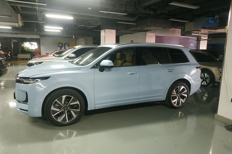 理想汽车 理想ONE 2021款 增程6座版车身外观6003