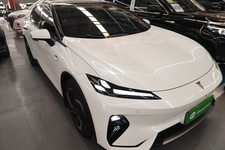 深蓝汽车 深蓝L07 2024款 530Max纯电版车身外观3