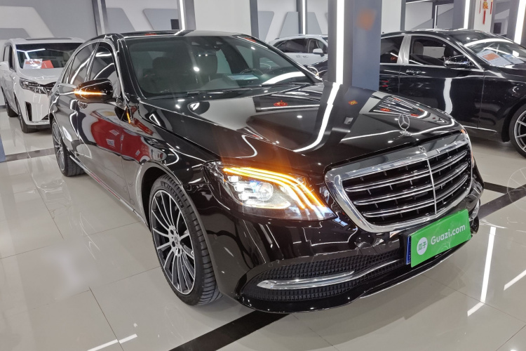 奔驰S级 2019款 S 350 L 尊贵型车身外观3