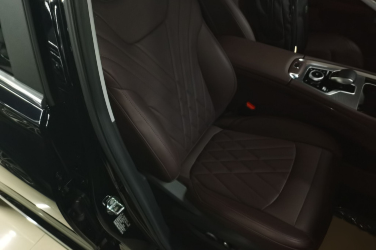 奇瑞 瑞虎8 PRO 2024款 冠军版 390T 两驱傲视版 7座局部细节41