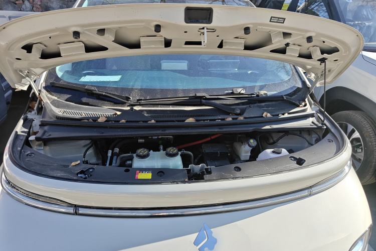 宝骏云朵 2023款 460 Max机舱底盘24