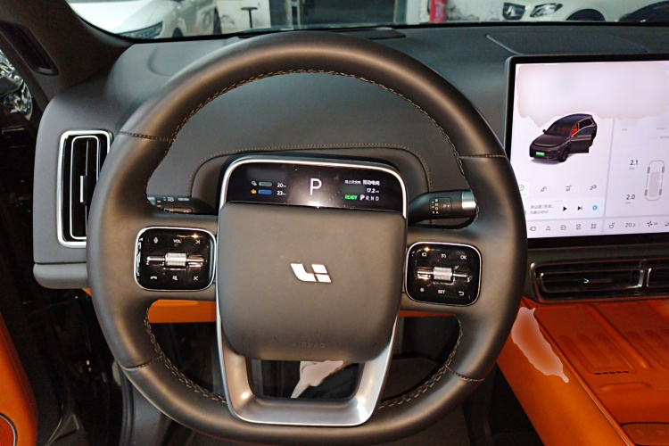 理想汽车 理想L8 2023款 Pro中控内饰13