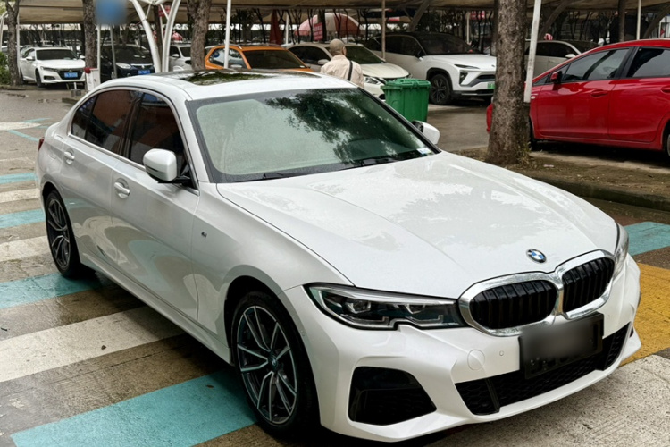 宝马3系 2021款 改款 325Li M运动套装车身外观6006