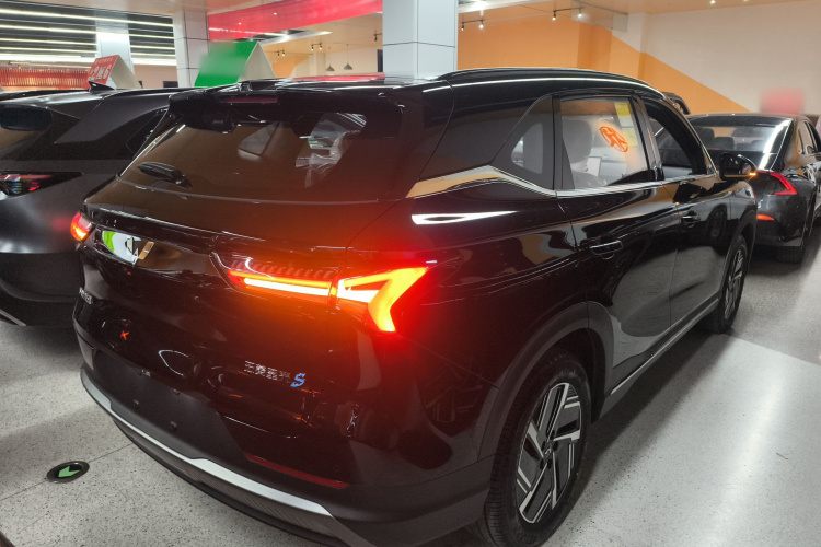 五菱汽车 五菱星光S 2025款 510km 旗舰型车身外观7