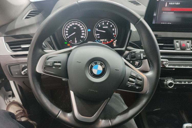 宝马X1 2022款 sDrive20Li 时尚型局部细节13