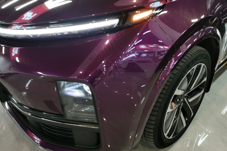 理想汽车 理想L9 2022款 Max局部细节36