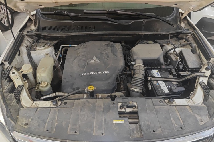 猎豹汽车 猎豹CS10 2016款 2.0T 自动领先型局部细节24