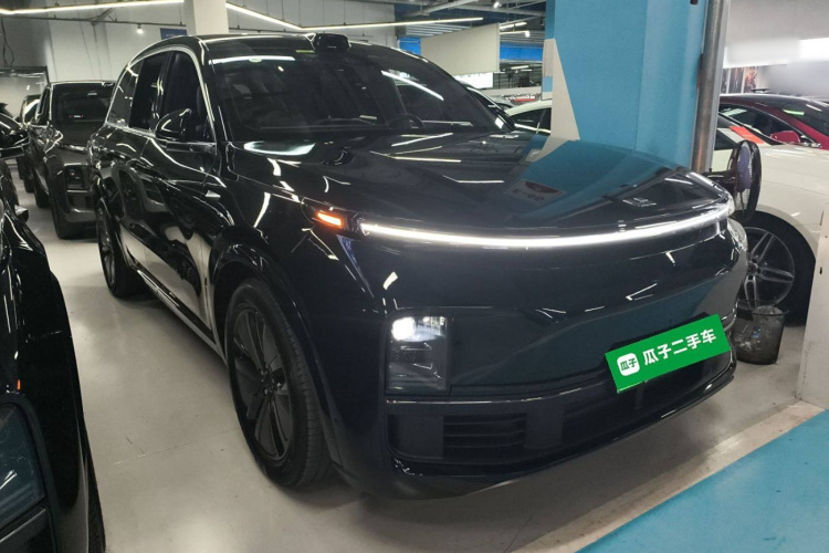 理想汽车 理想L8 2024款 Max车身外观3