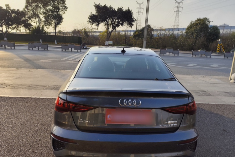 奥迪A3 2024款 A3L Limousine 35 TFSI 时尚运动型车身外观6006