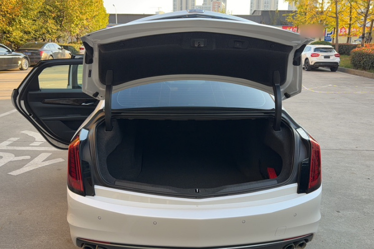 凯迪拉克CT6 2021款 28T 豪华型局部细节23